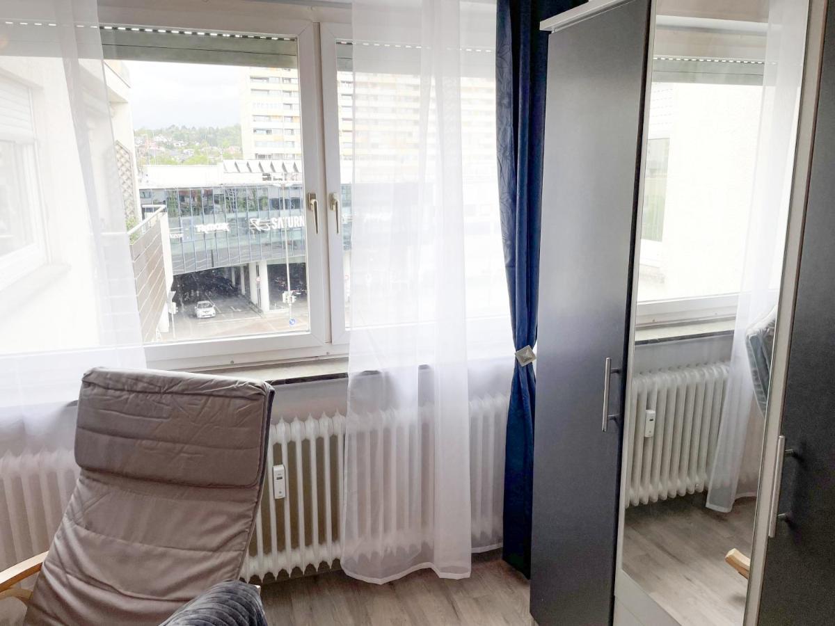 Perfekte 1,5 Wohnung Zentral In Leonberg Gegenueber Einkaufzentrum Esterno foto